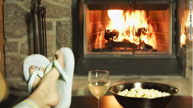 Name:  121130095618-wine-in-front-of-fireplace-story-top.jpg
Views: 152
Size:  34.5 KB