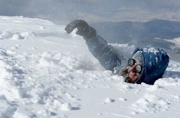 Name:  adventure-climb-mountain-snow-drift_31466_600x450.jpg
Views: 530
Size:  35.2 KB