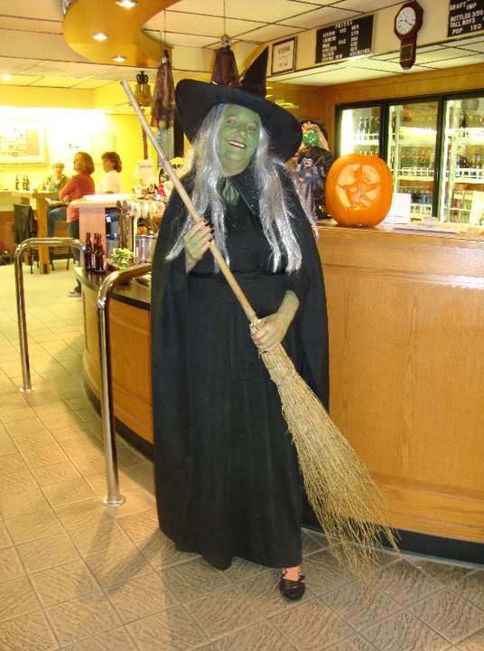 Name:  full witch.jpg
Views: 307
Size:  53.8 KB