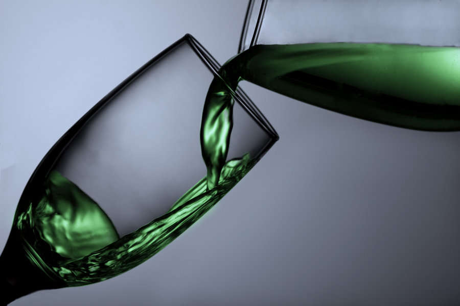 Name:  green_wine_by_hibertfreeman-d51wrcf.jpg
Views: 355
Size:  30.1 KB