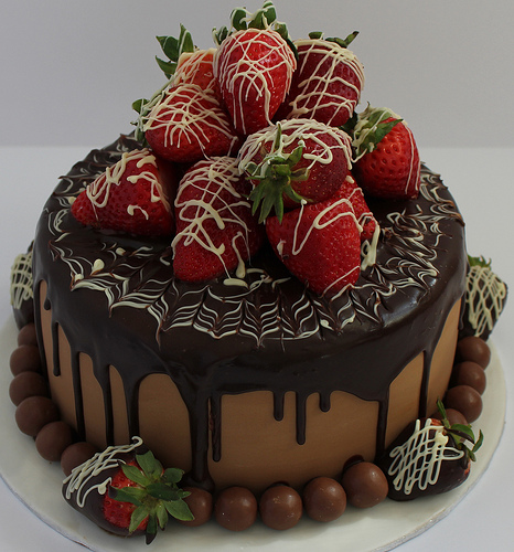 Name:  most-beautiful-chocolate-birthday-cakes-ever-14.jpg
Views: 285
Size:  148.4 KB