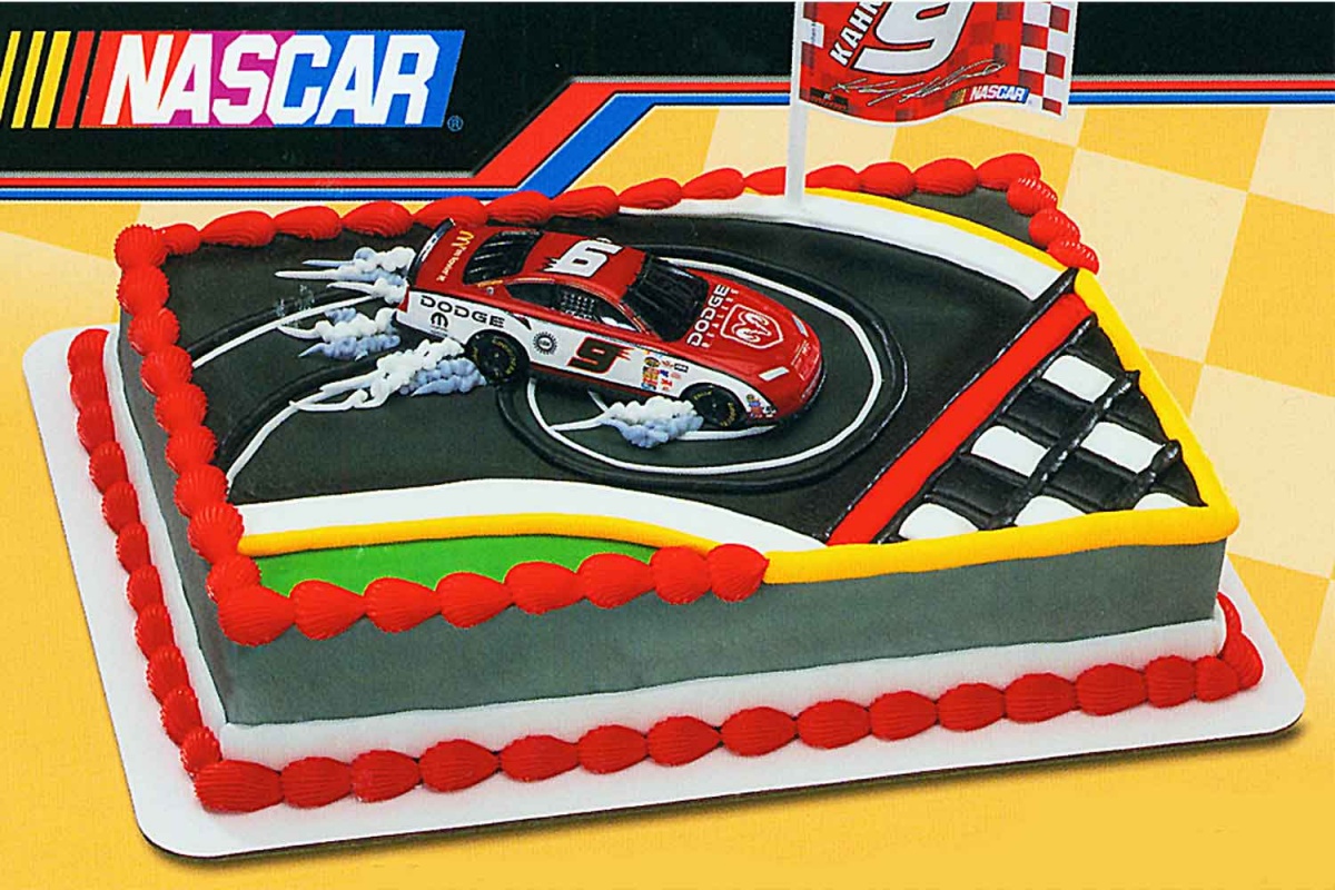 Name:  race-car-cake.jpg
Views: 106
Size:  339.6 KB