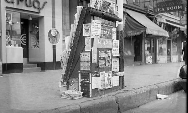 Name:  Newspaper stand.jpg
Views: 292
Size:  49.5 KB