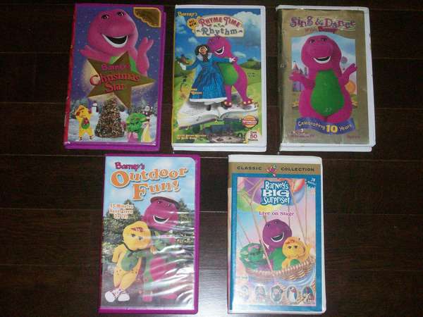 Selling Barney 5 vhs $10