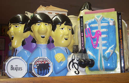 Name:  Beatles Cookie Jar.jpg
Views: 329
Size:  34.9 KB