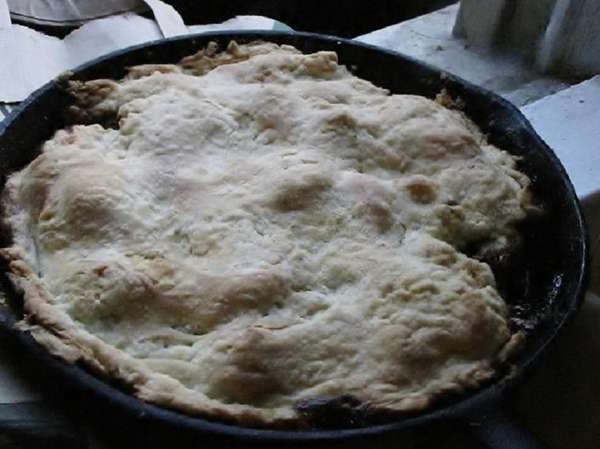 Name:  cherry-peach-apple pie.jpg
Views: 221
Size:  57.6 KB