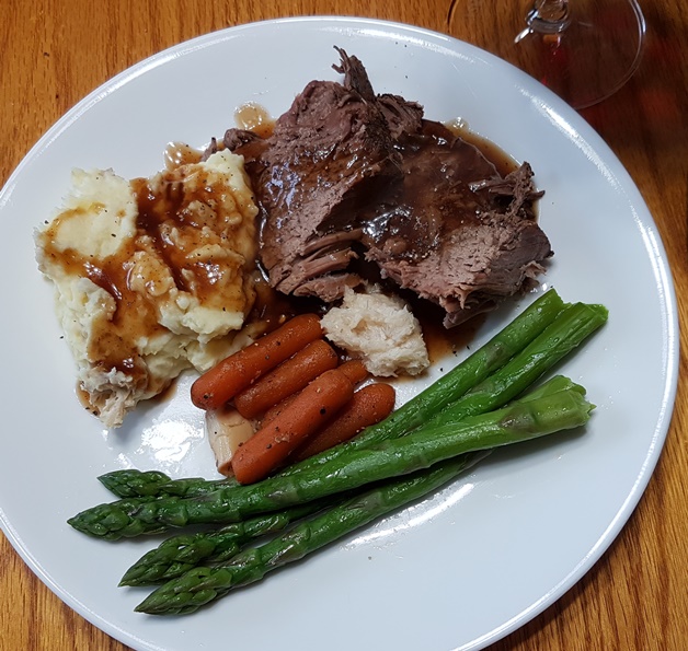 Name:  Pot Roast on the plate.jpg
Views: 421
Size:  163.5 KB