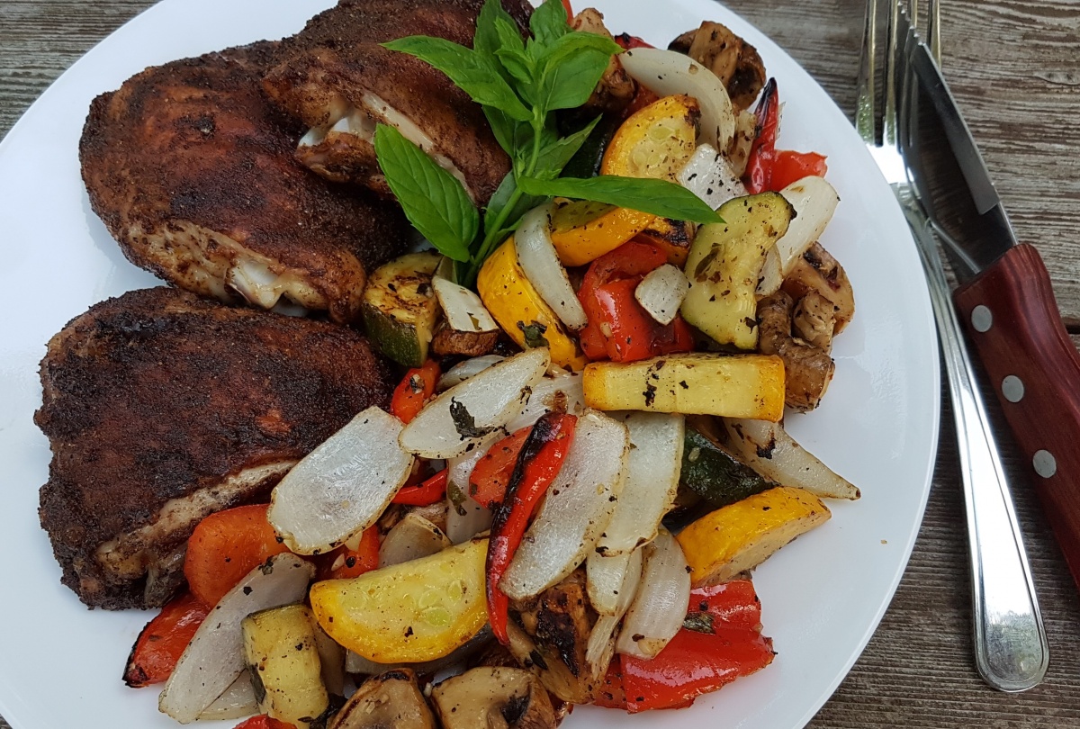 Name:  Lebanese Chicken and grilled veg.jpg
Views: 137
Size:  446.1 KB