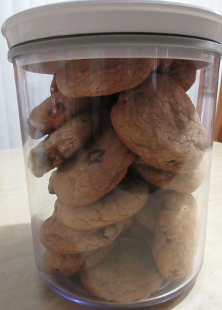Name:  Salty Sweet Choc Chip cookies.jpg
Views: 97
Size:  58.9 KB