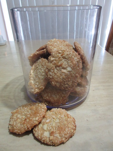 Name:  Tahini Cookies.jpg
Views: 107
Size:  87.6 KB