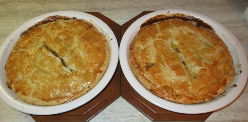 Name:  steak and mushroom pie The Sequel.jpg
Views: 53
Size:  80.6 KB