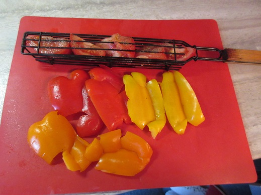 Name:  tomato and bell peppers to BBQ.jpg
Views: 91
Size:  87.2 KB