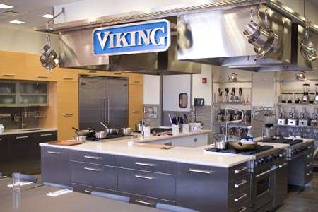 Name:  blog_viking_cookingroom.jpg
Views: 159
Size:  21.8 KB