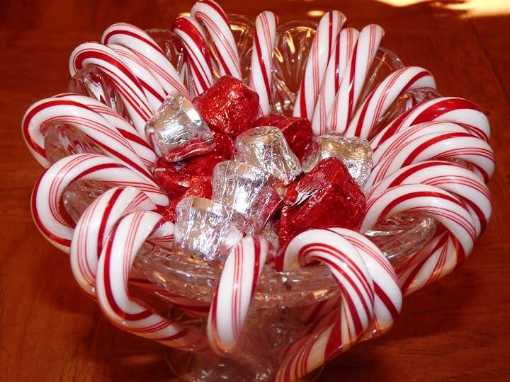 Name:  Candy Canes.jpg
Views: 513
Size:  71.4 KB