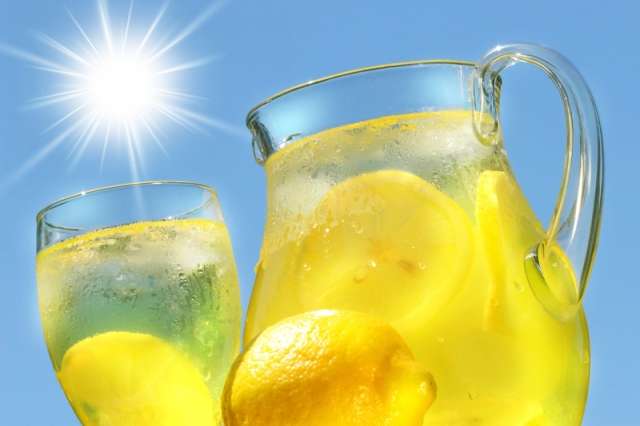 Name:  Iced-cold-lemonade-the-ultimate-thirst-quencher.jpg
Views: 48
Size:  18.8 KB