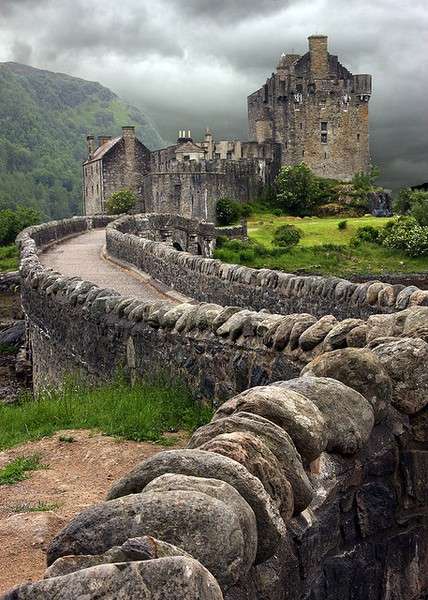 Name:  Eilean-Donan-Castle-Scotland.jpg
Views: 2640
Size:  55.3 KB