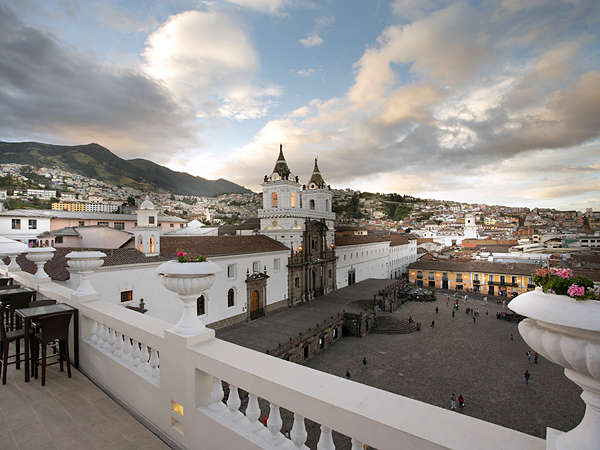 Name:  Quito, Ecquador.jpg
Views: 857
Size:  71.8 KB