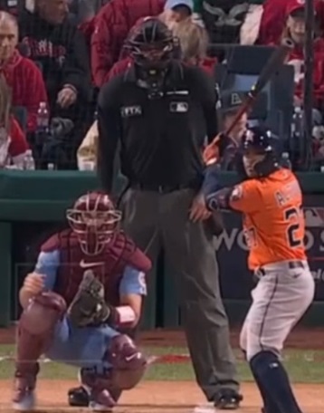 Name:  Altuve  and the giant Ump.jpg
Views: 107
Size:  46.9 KB